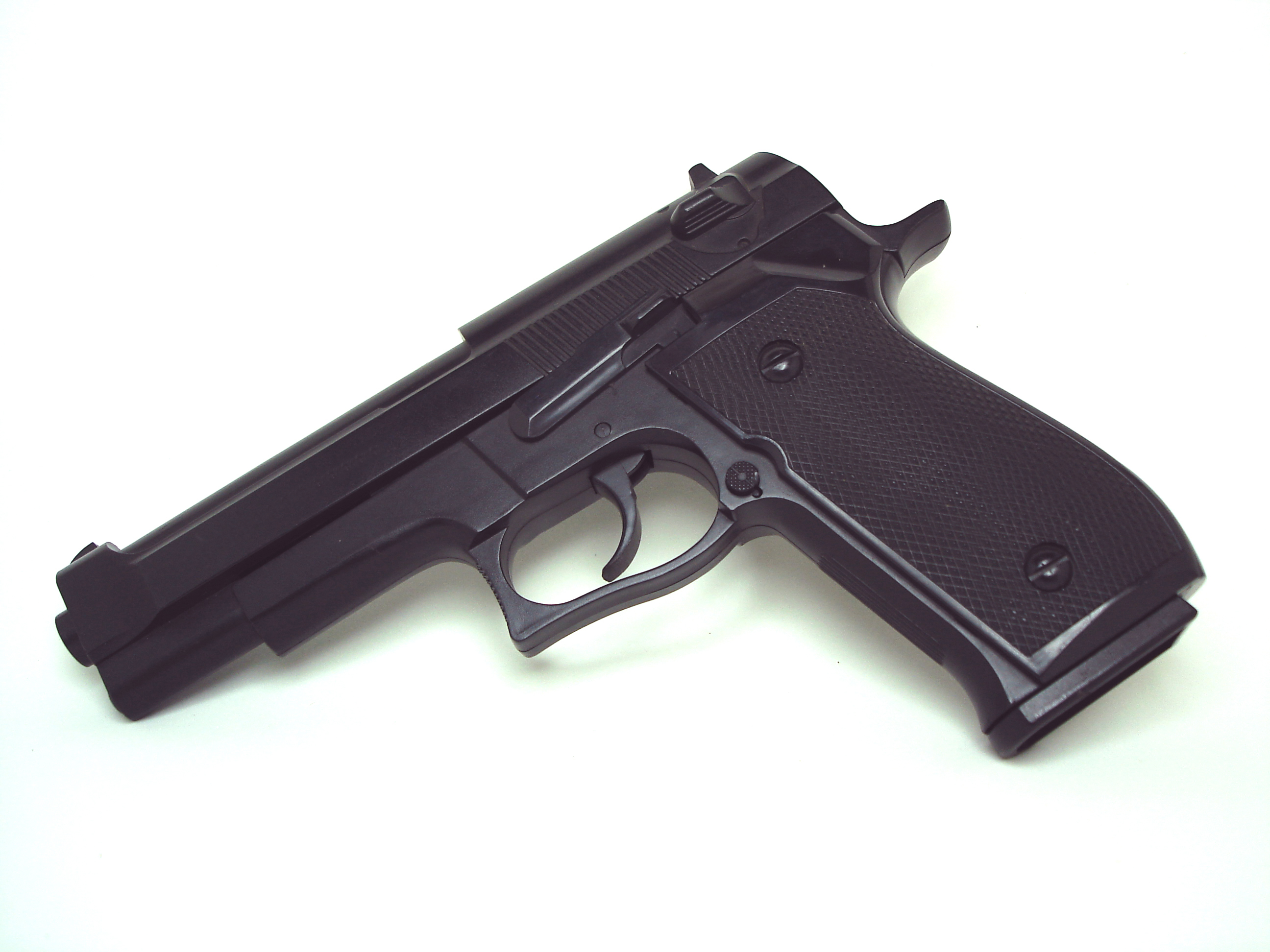 firearm-pistol-revolver-1420221